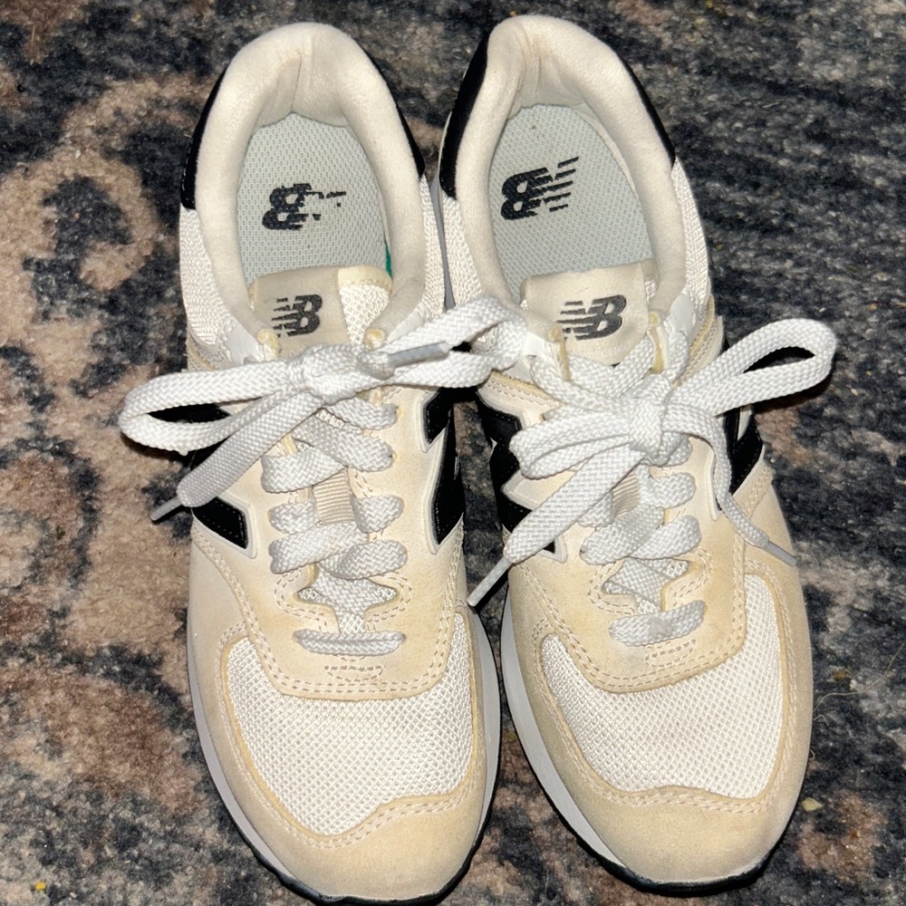 New Balance 574+ Beige White US 7 great preowned condition